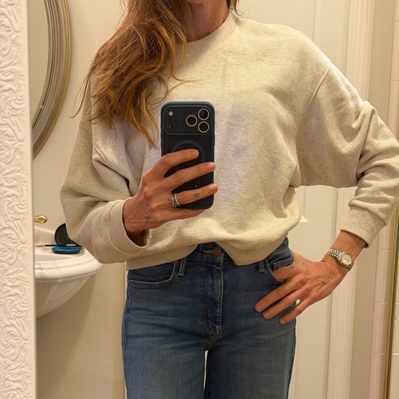 Nation JOVIE
Sweatshirt size small
Heather oatmeal - Picture 6 of 10